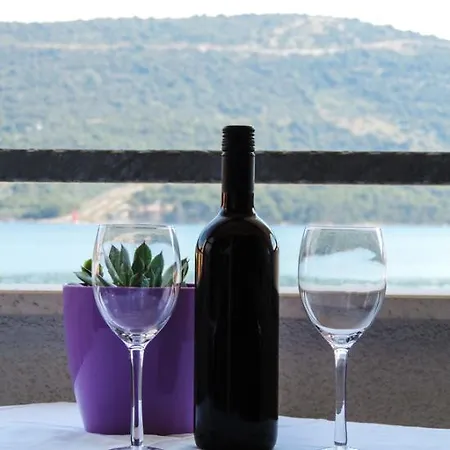 Apartment Matijas 1683 Poljica (Trogir)