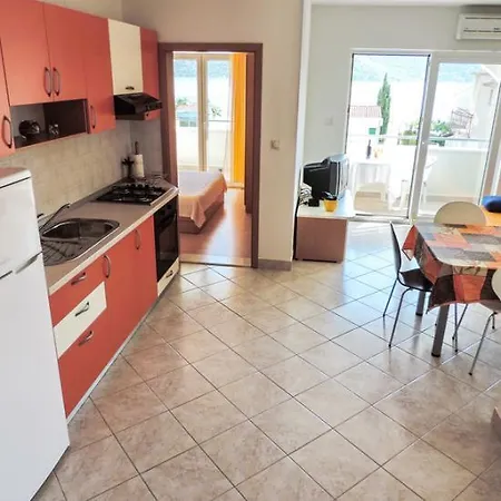 Apartment Matijas 1683 Poljica (Trogir)
